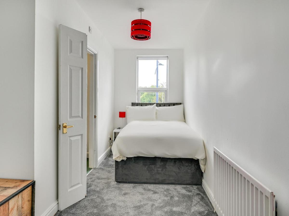 View 3* Salford (Greater Manchester)